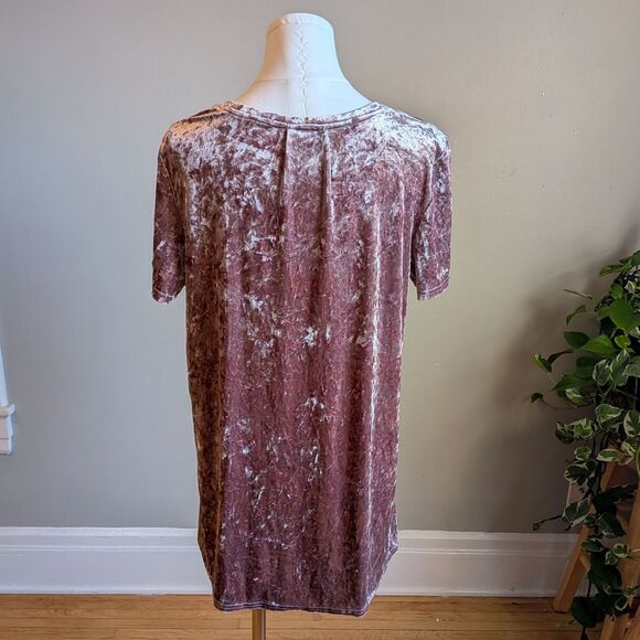 Spring & Mercer Pink Crushed Velvet T-shirt Pocket V Neck Rose Smoke Size Large - Picture 2 of 6